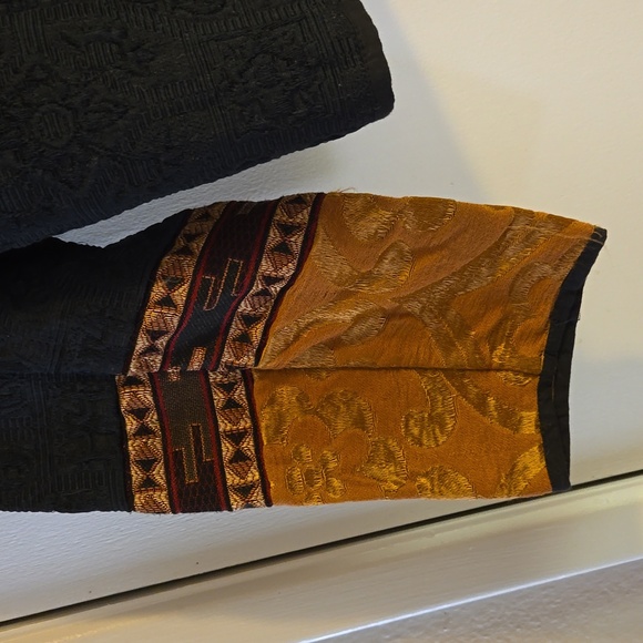 Richart Black and Gold Patterned Jacket - Picture 7 of 10